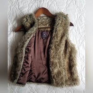 Juniors Faux Fur Vest